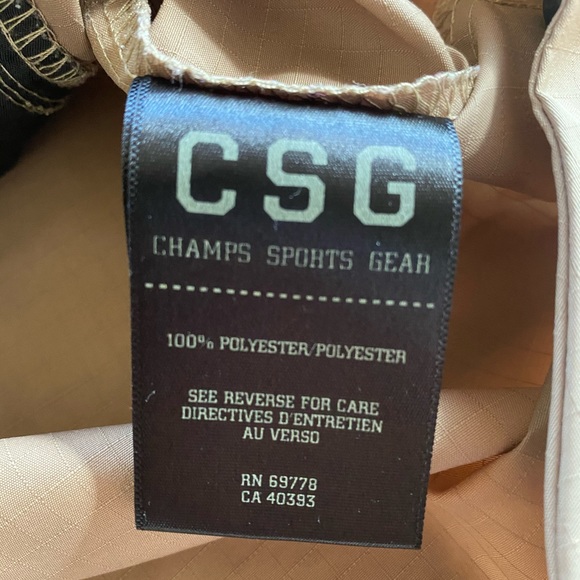 M tan polyester windbreaker - Picture 3 of 3